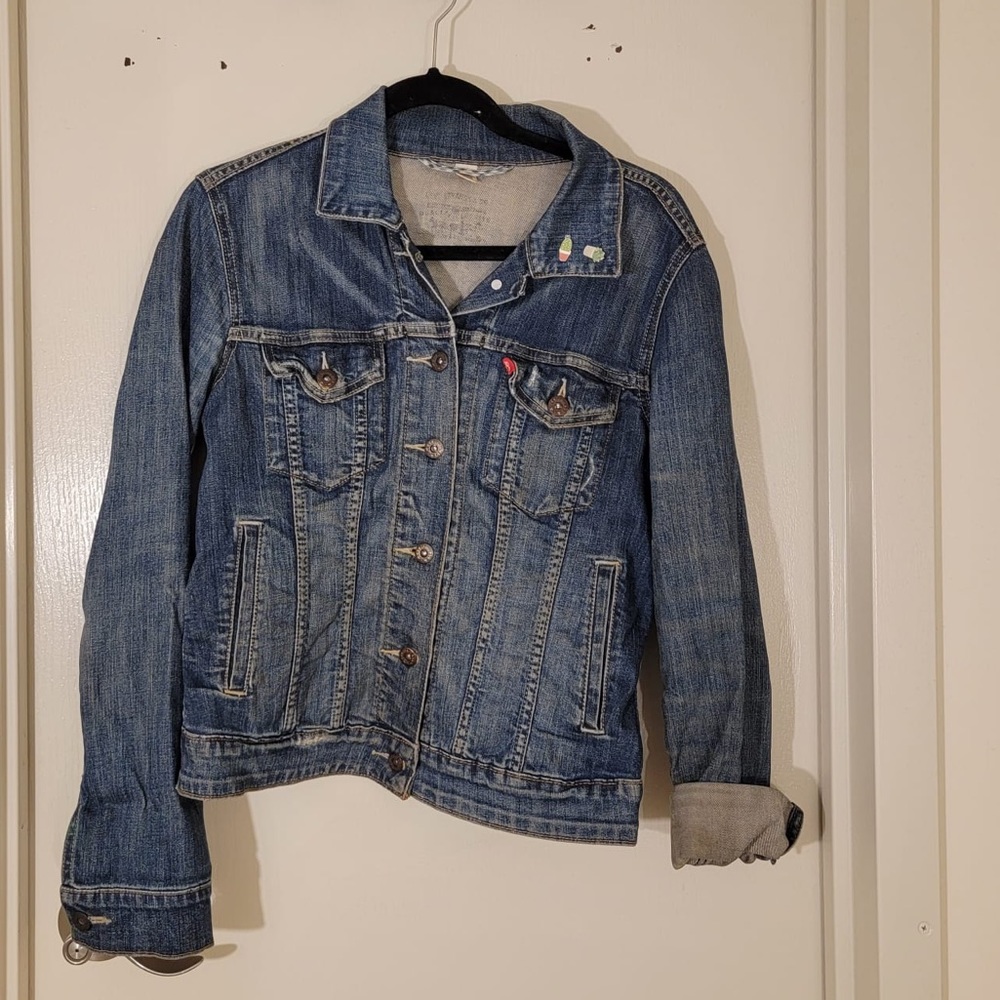 Levi's Jean Jacket Size M